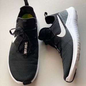 Nike Women’s Free TR 8 Training Shoes